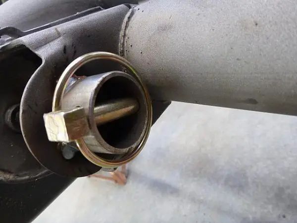 Pivot Bolt Retainers