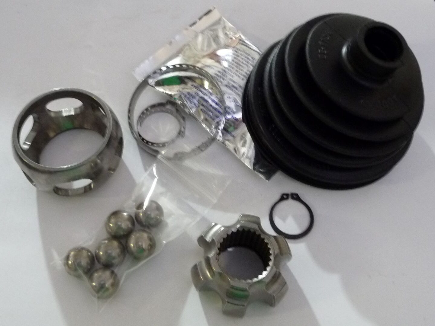 Max 930 Monster CV Spare Parts – Outer